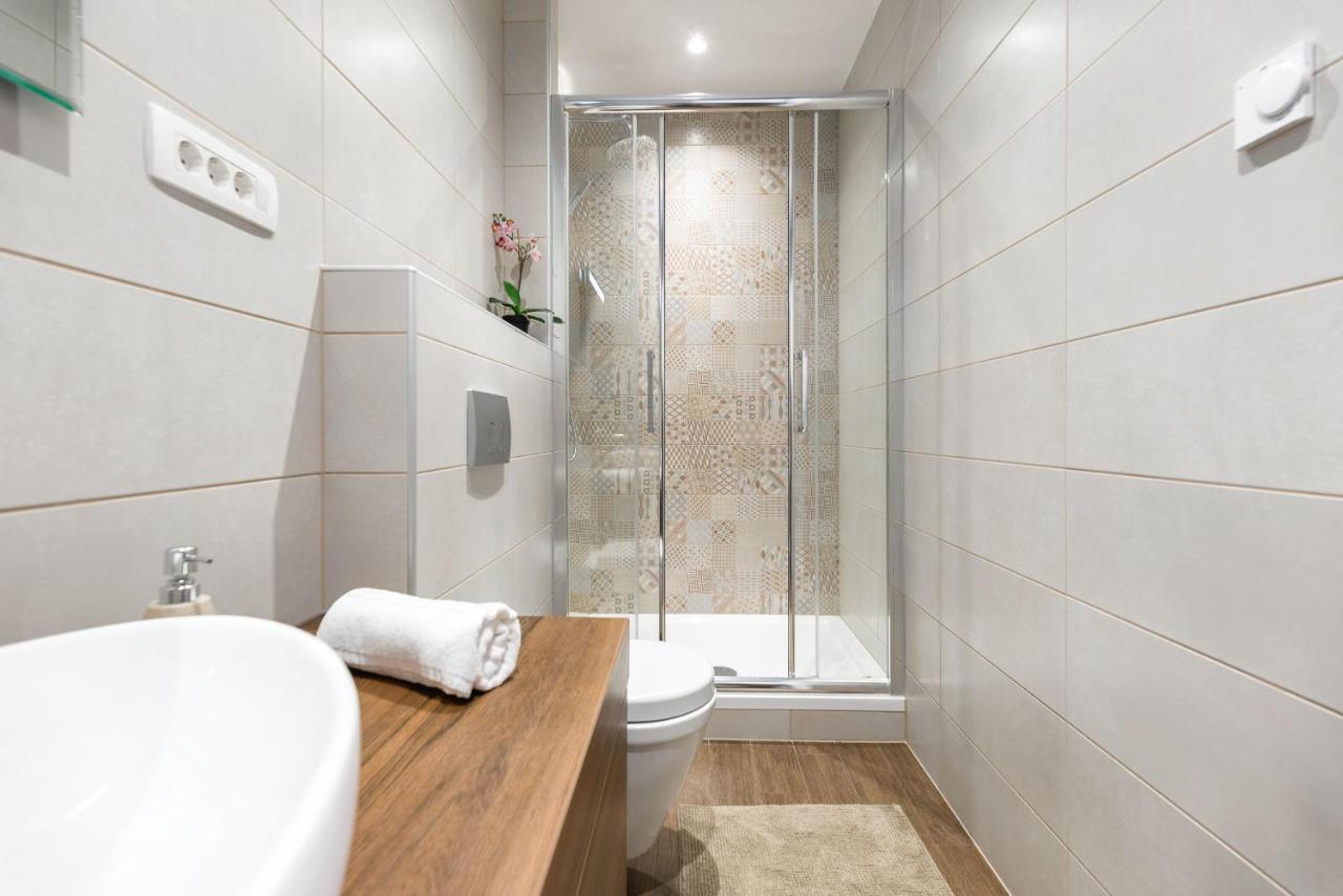 Vintage House Al Pozzo Aparthotel Hvar Town Bagian luar foto